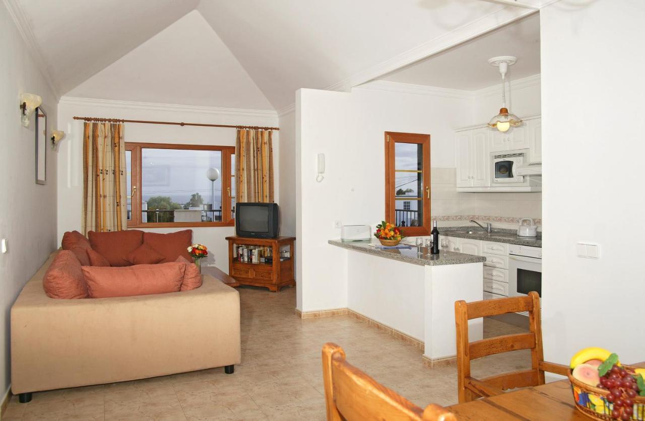 4 Bedroom Villa Saturn With Private Heated Pool Puerto del Carmen  Buitenkant foto